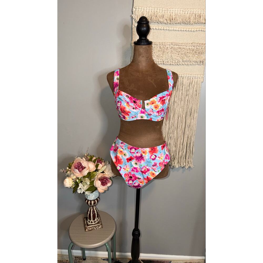 NWT Victoria’s Secret Floral Bikini Set 34D XL Blue Underwire Swim Two Piece